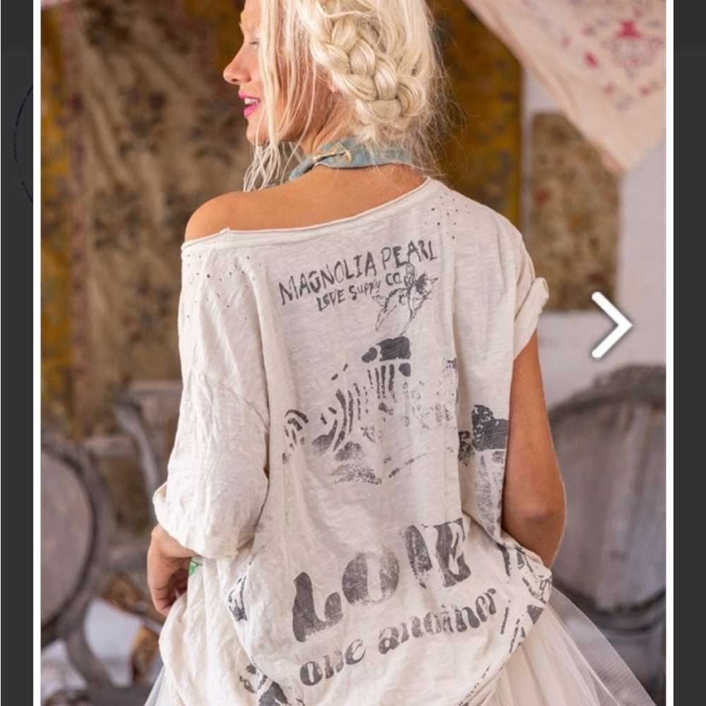 Magnolia Pearl Cream RARE Graphic Tee - Picture 5 of 9